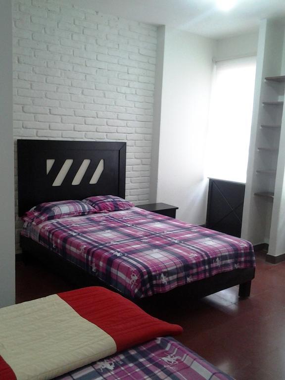 Hostal Casa Purpura Querétaro Екстериор снимка